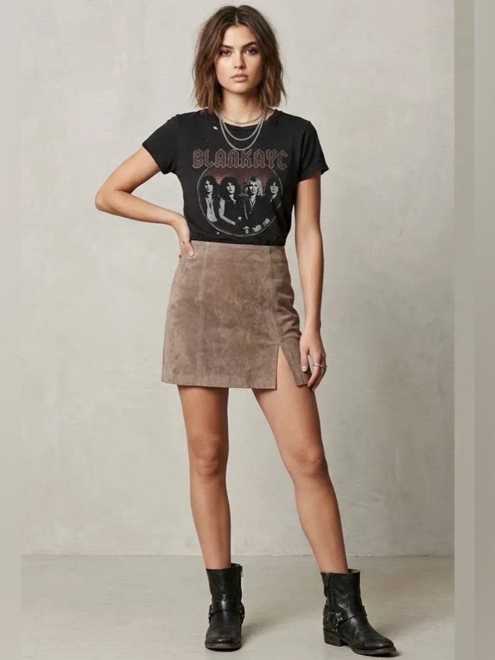 NWT Nordstrom Blank NYC Taupe Suede Mini Skirt with Side Slit Size 24